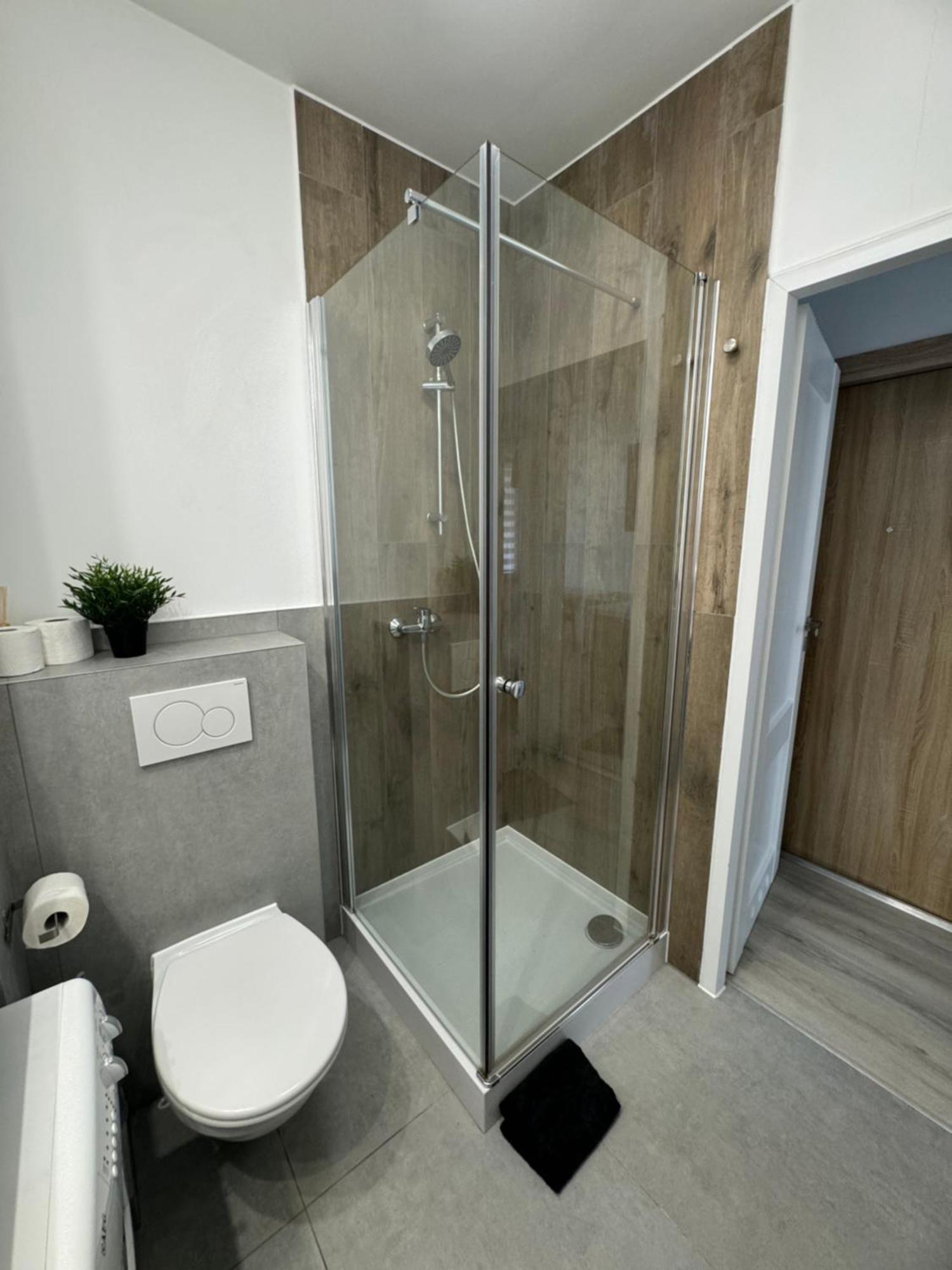 Apartament Katowicka Apartment Poznan Ngoại thất bức ảnh